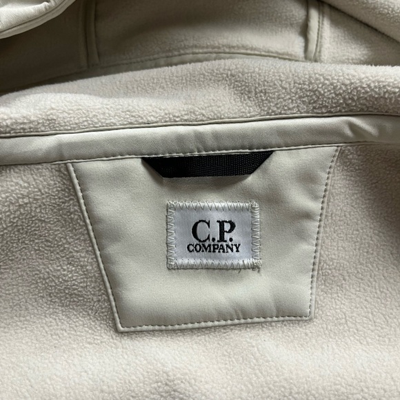 CP Company Soft Shell Jacket L Size - Picture 4 of 7
